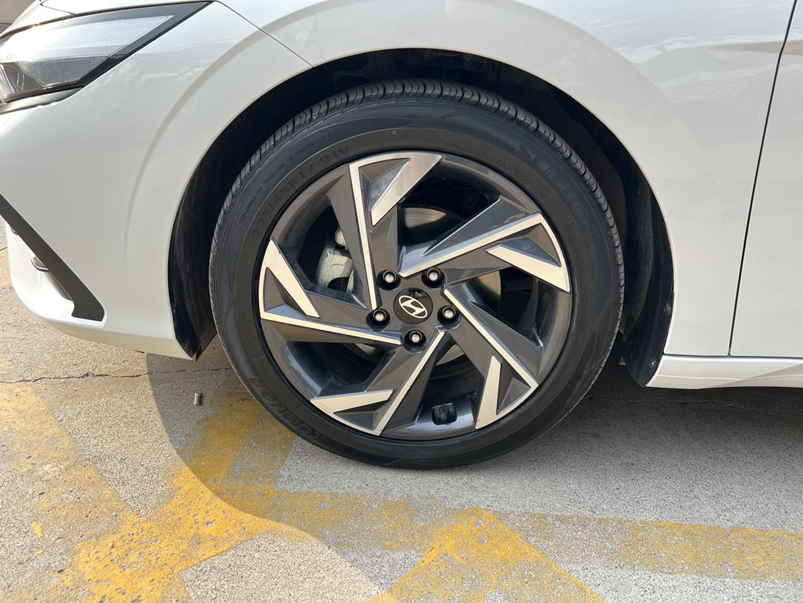 Hyundai 2023 1.5L CVT GLX Elite