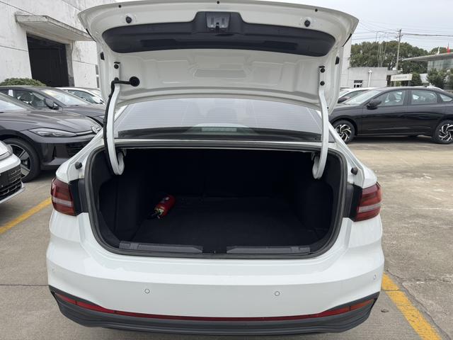 Volkswagen Lavida 2024 1.5L Auto Deyi