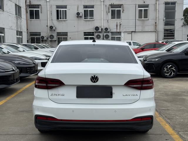 Volkswagen Lavida 2024 1.5L Auto Deyi