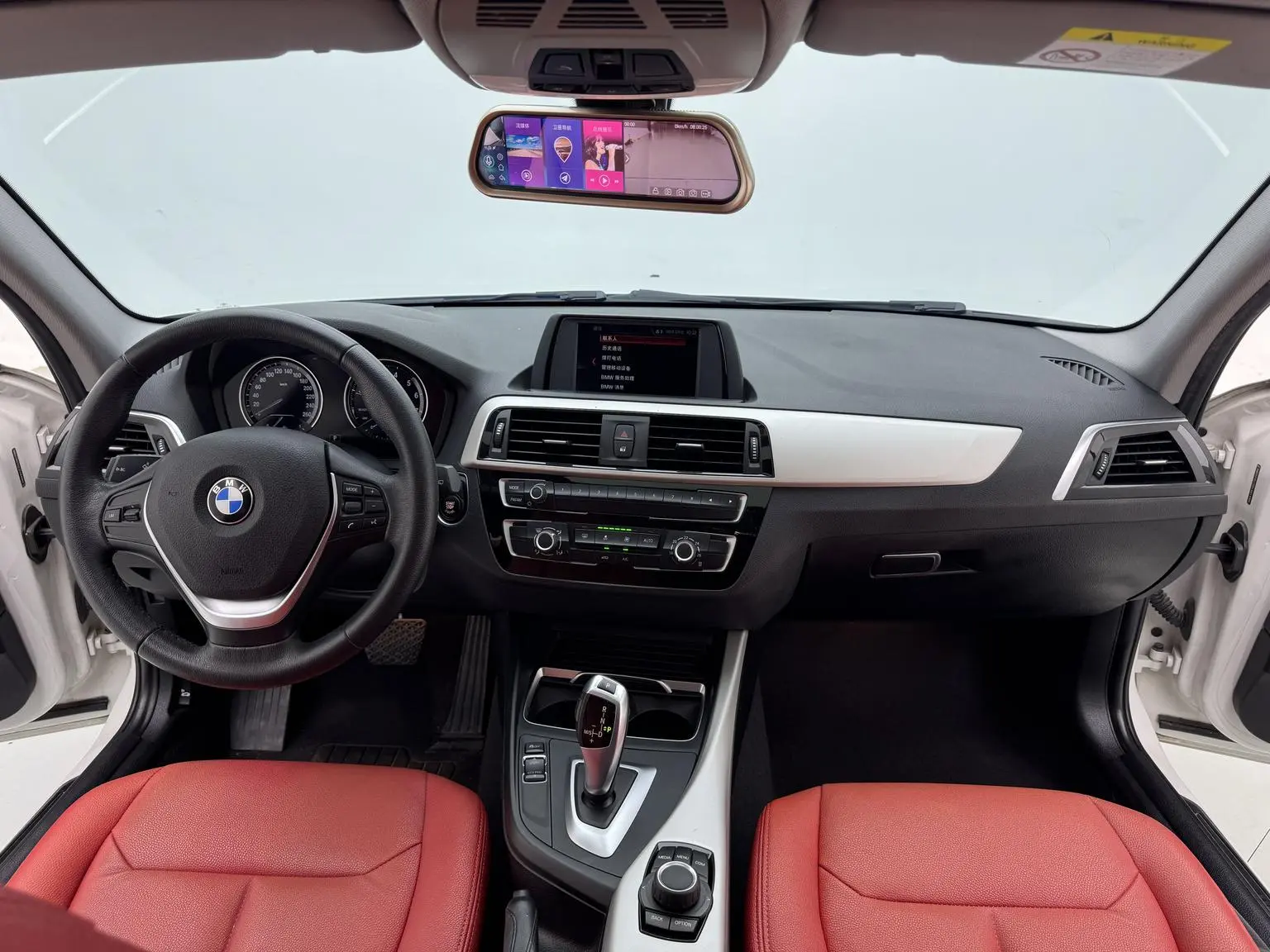 BMW 1 Series ( Import ) 2018 118i Leading