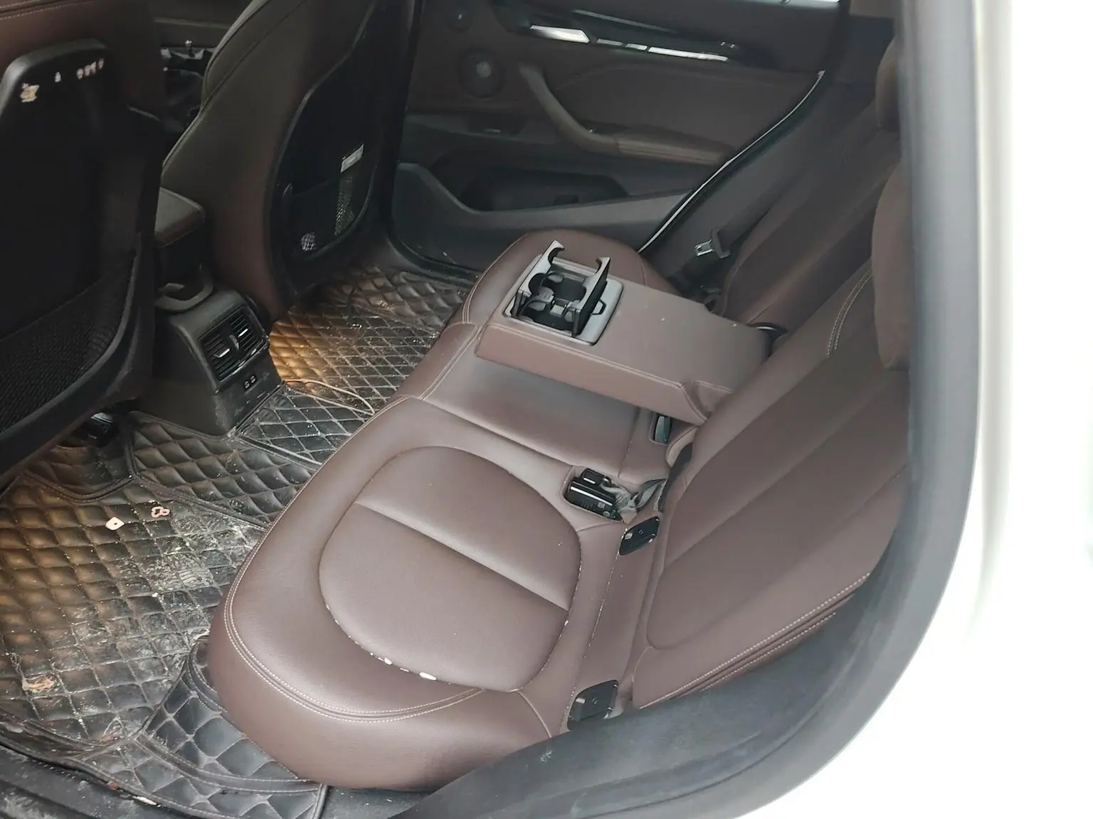 BMW X1 2021 sDrive25Li Leading