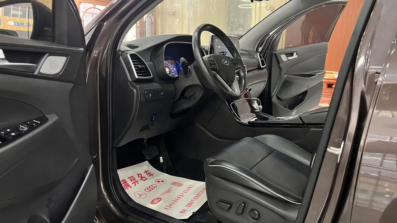 Hyundai Tucson 2019 280TGDi DCT 2WD Fashion China V