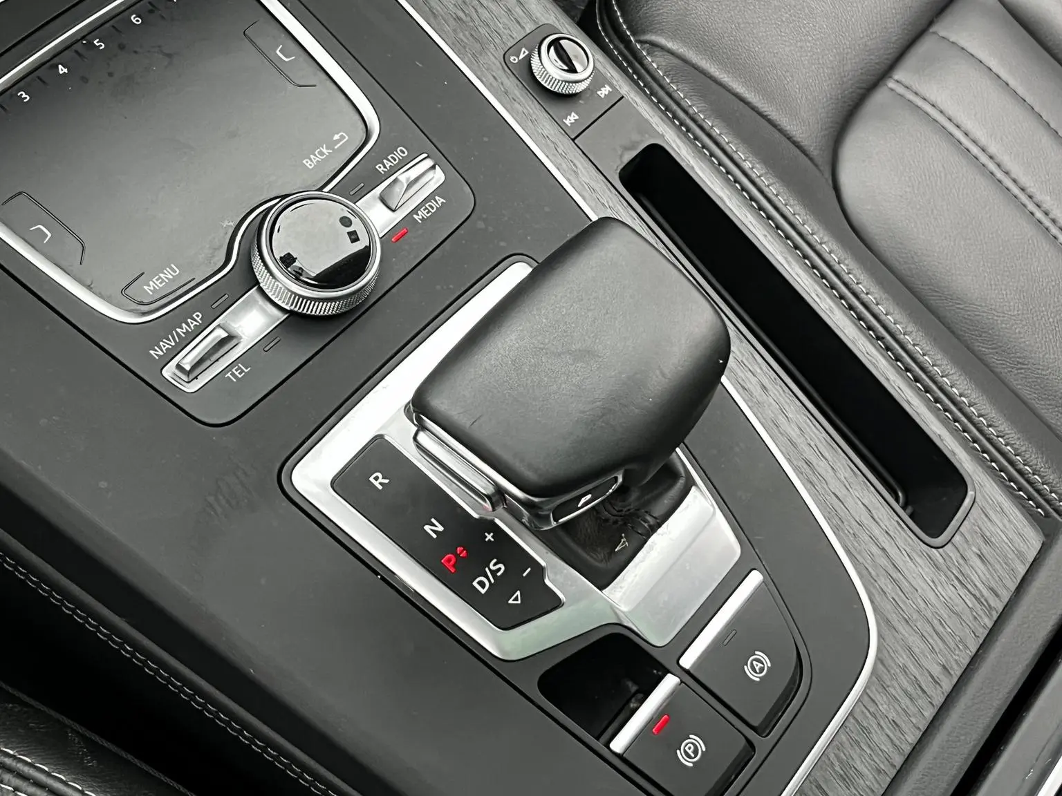 Audi Q5L 2020 45 TFSI Premium