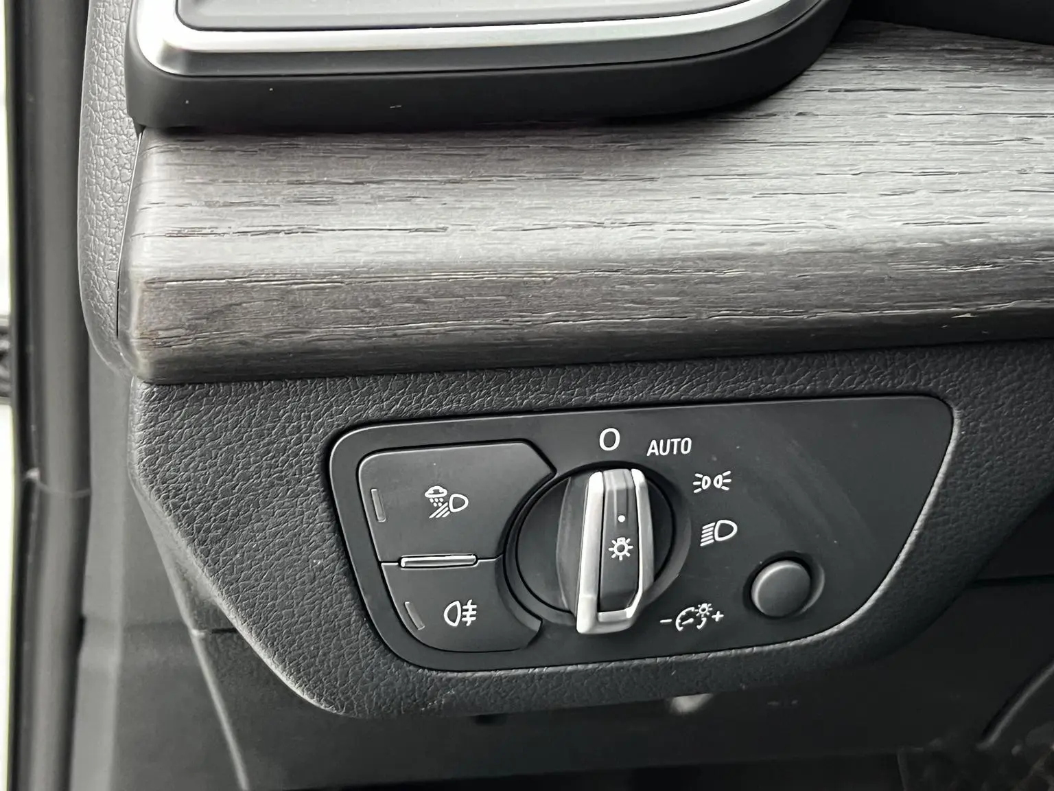 Audi Q5L 2020 45 TFSI Premium