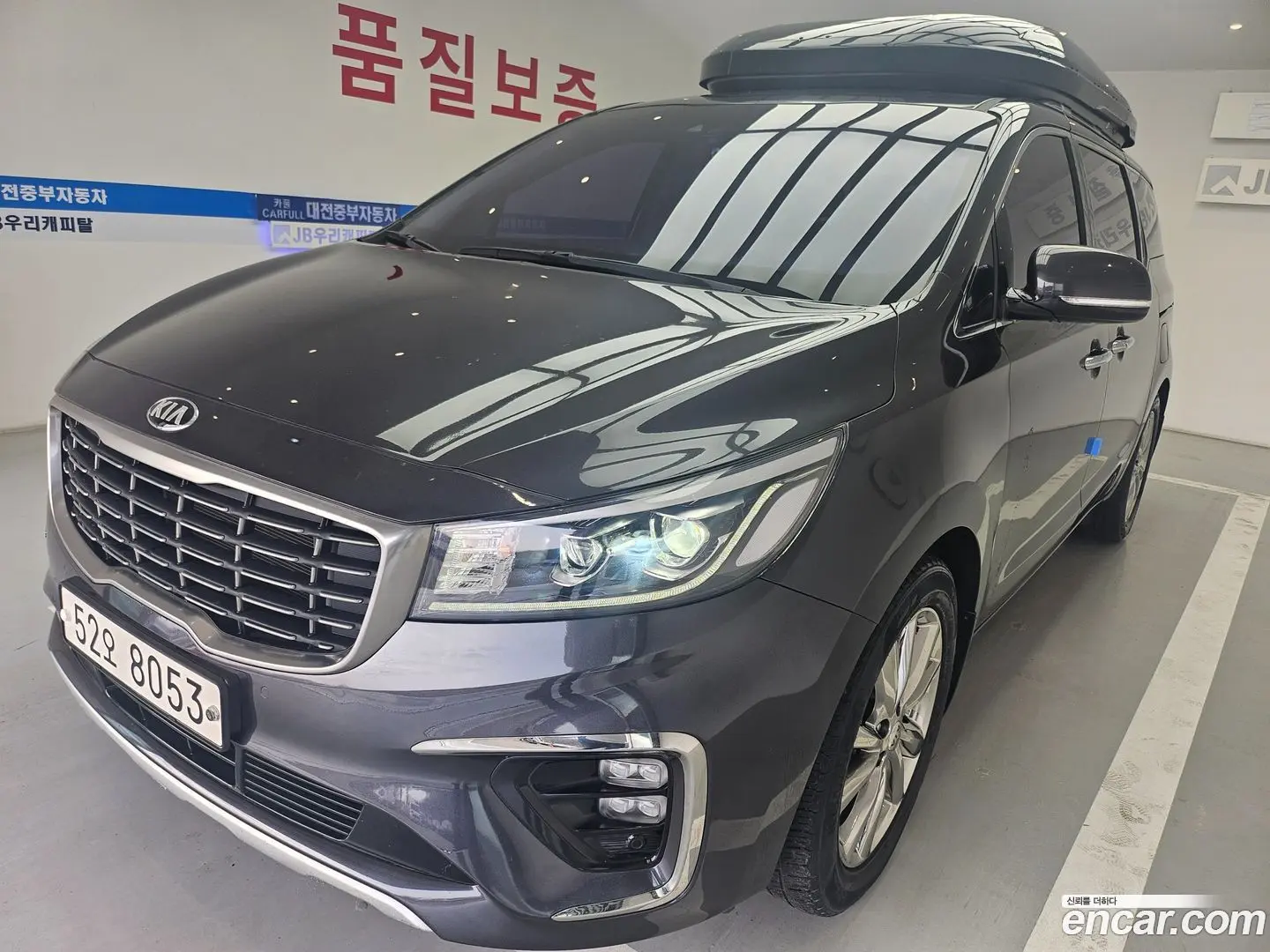 Kia Canival 9-Seater Prstige 2018