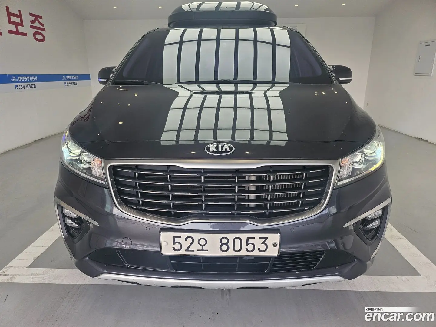 Kia Canival 9-Seater Prstige 2018