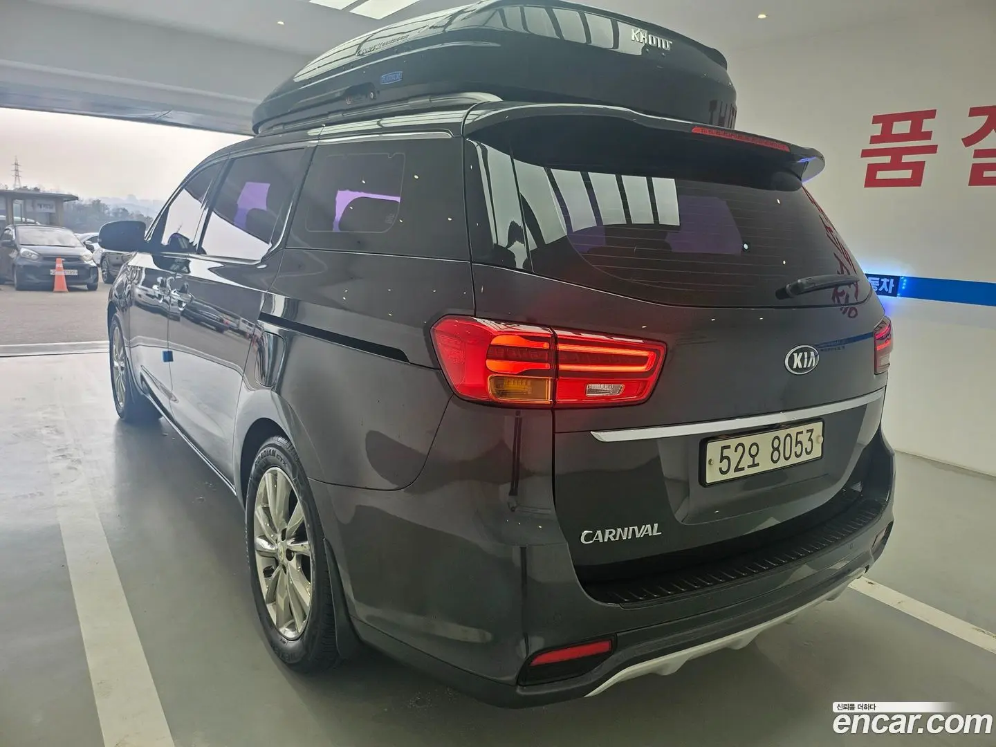 Kia Canival 9-Seater Prstige 2018