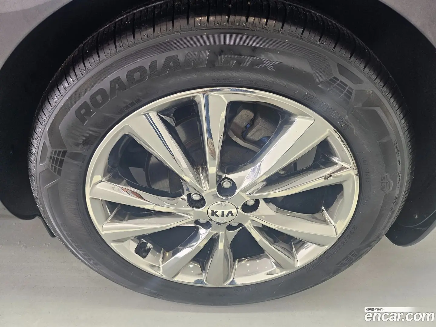 Kia Canival 9-Seater Prstige 2018