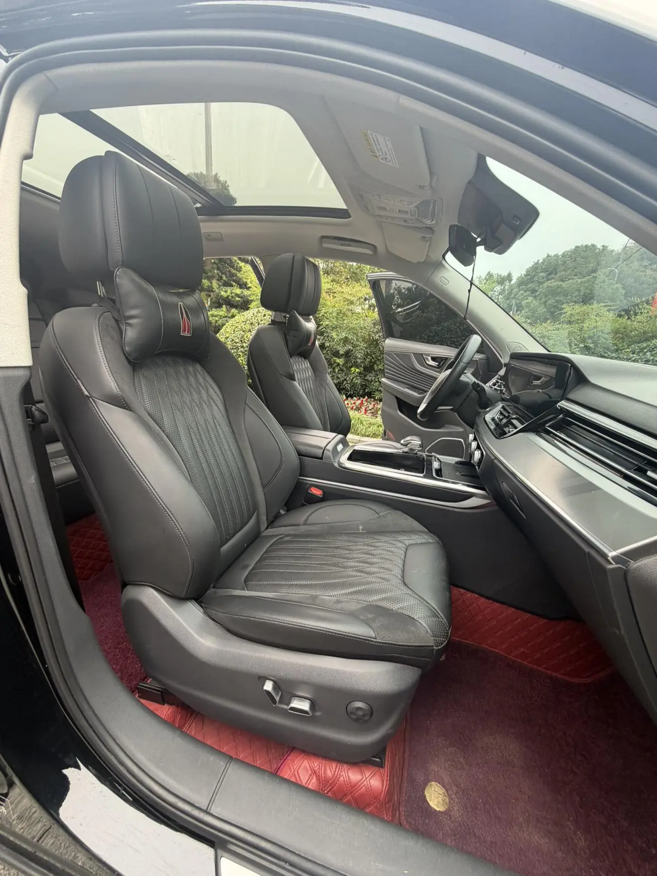 Hongqi HS5 2023 2.0T 4WD Pro