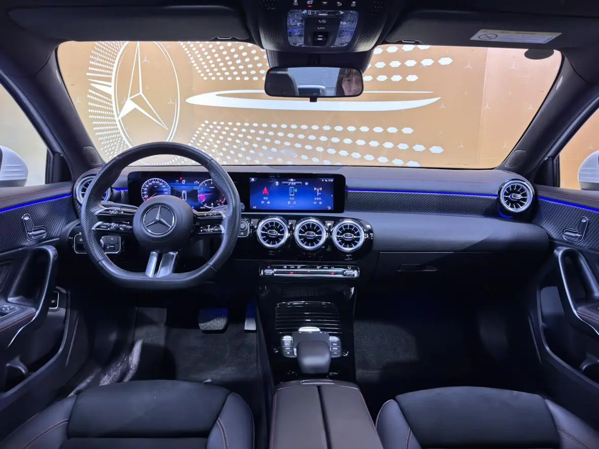 Mercedes-Benz A Class 2023 A 200 L Sport Sedan Fashion