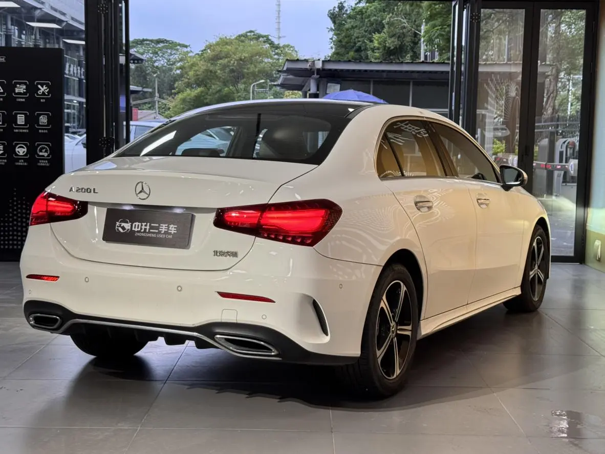 Mercedes-Benz A Class 2023 A 200 L Sport Sedan Fashion