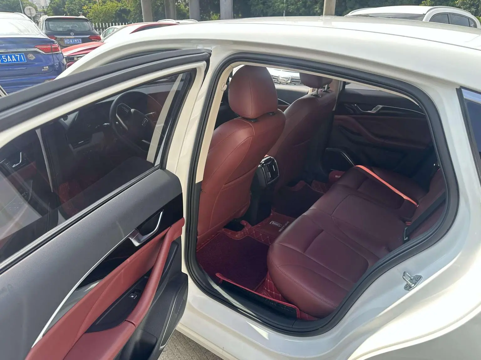 Bestune B70 2023 3rd Gen 1.5T Auto