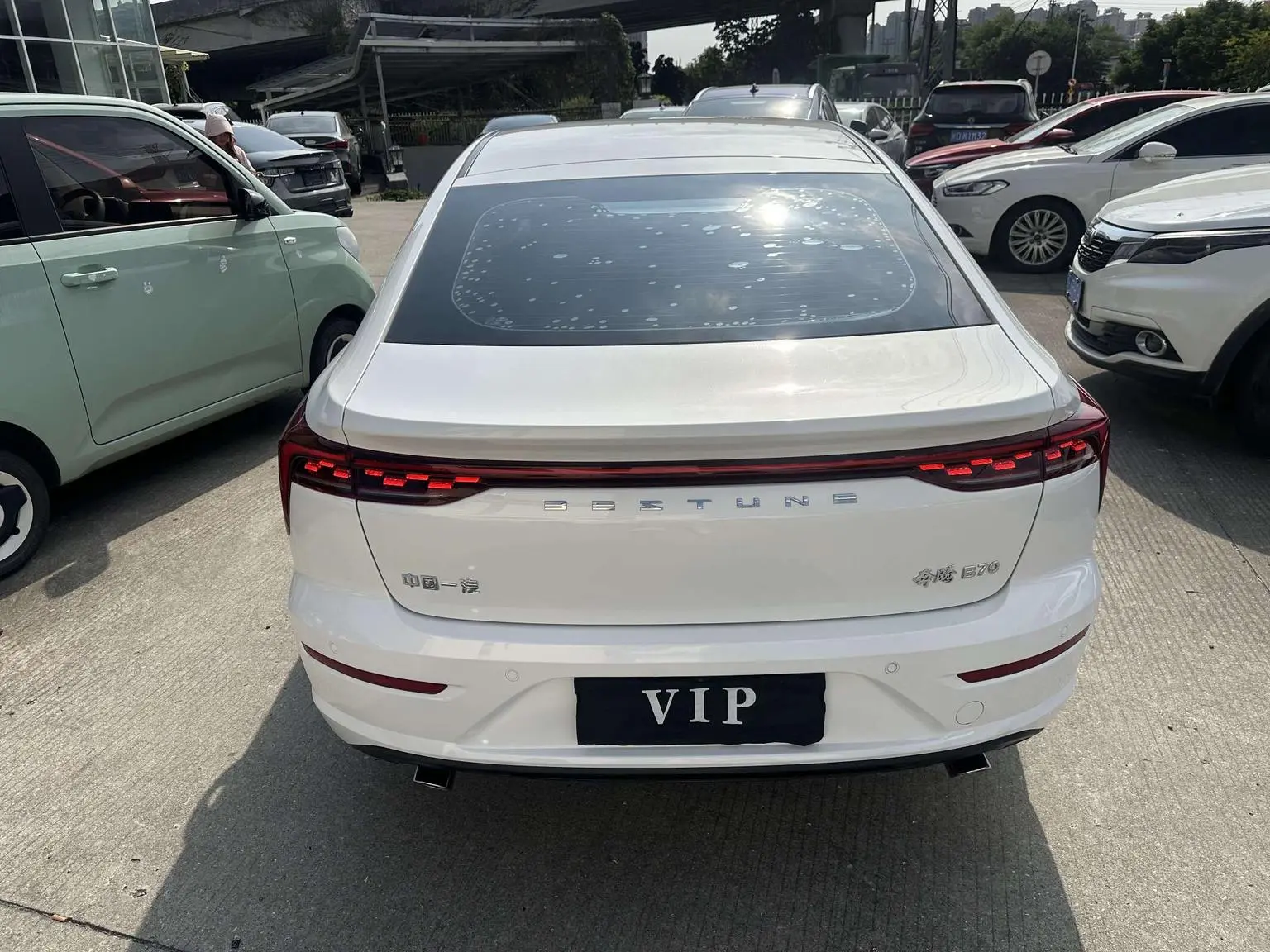 Bestune B70 2023 3rd Gen 1.5T Auto