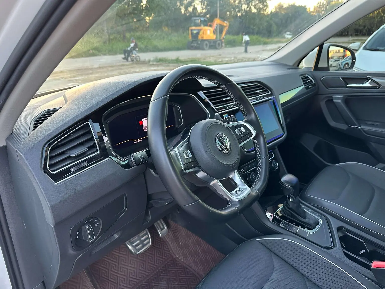 Volkswagen Tiguan L 2020 330TSI Auto 2WD R-Line Flagship China VI