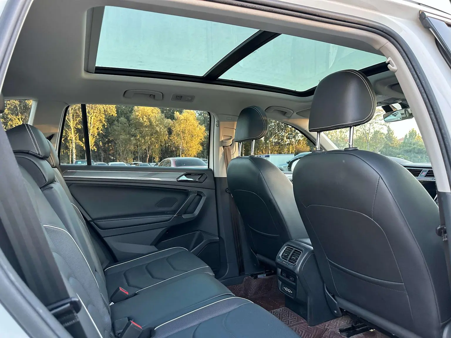 Volkswagen Tiguan L 2020 330TSI Auto 2WD R-Line Flagship China VI