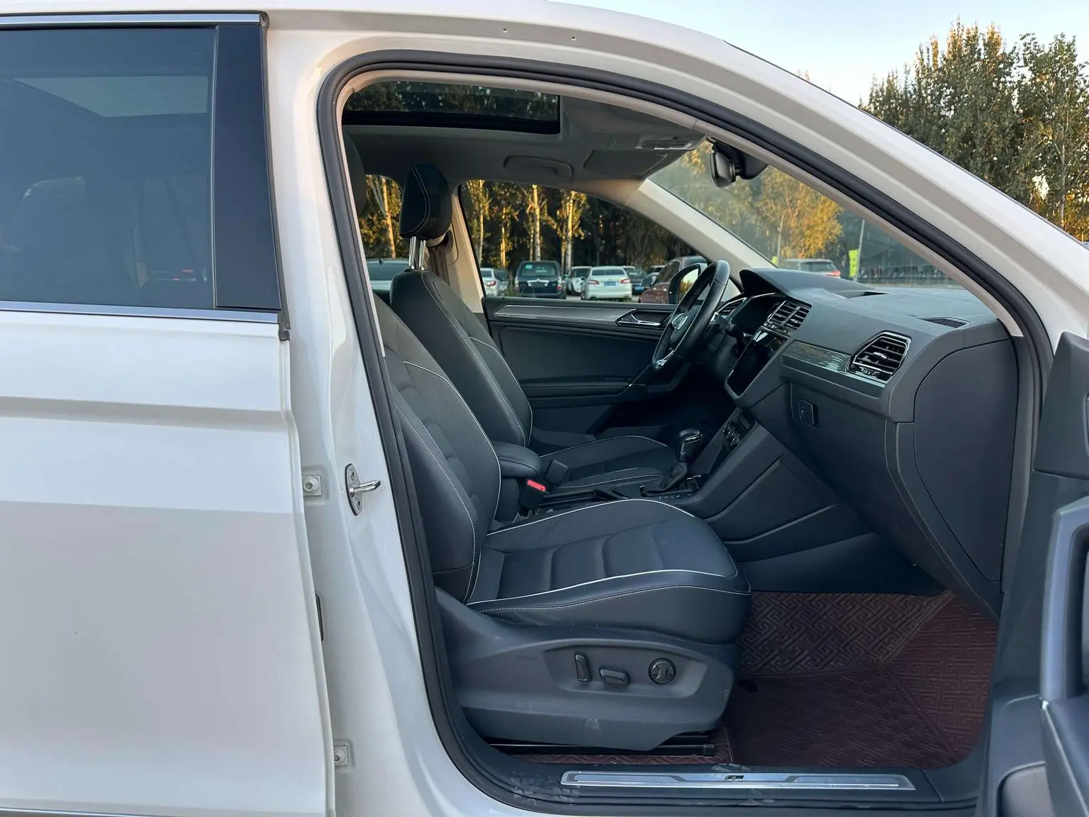 Volkswagen Tiguan L 2020 330TSI Auto 2WD R-Line Flagship China VI