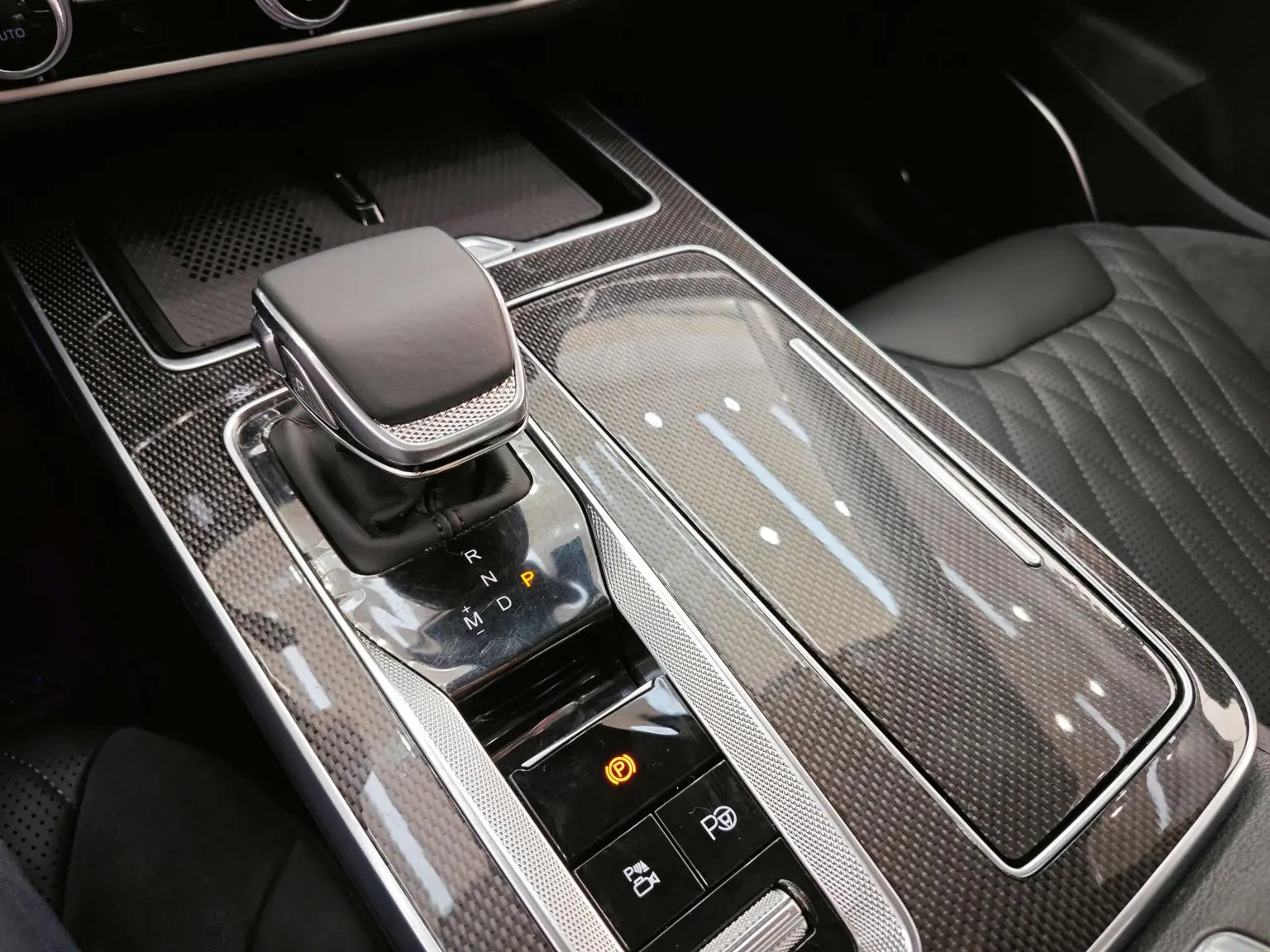 Hongqi HS5 2023 2.0T Pro