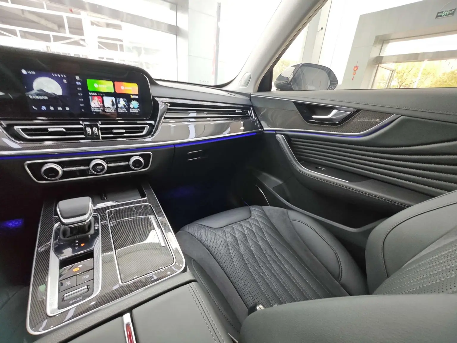 Hongqi HS5 2023 2.0T Pro