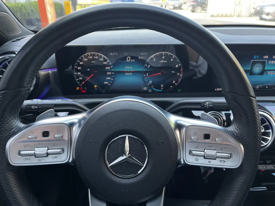 Mercedes-Benz A Class 2021 A 200 L Sport Sedan Fashion