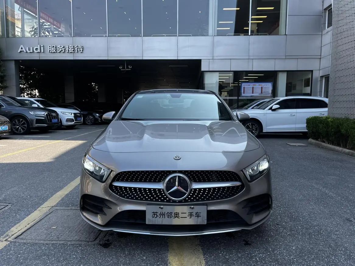 Mercedes-Benz A Class 2021 A 200 L Sport Sedan Fashion