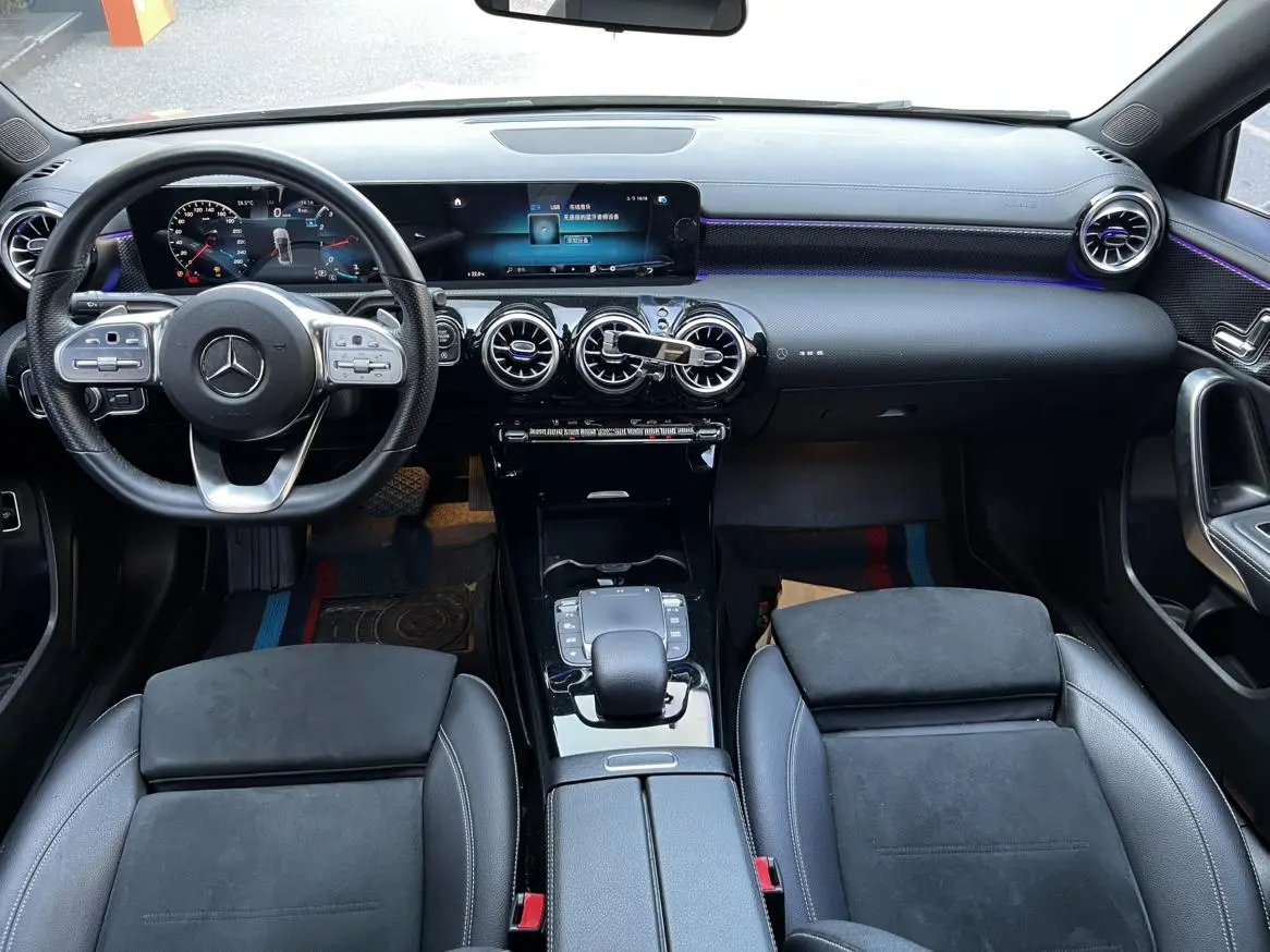 Mercedes-Benz A Class 2021 A 200 L Sport Sedan Fashion