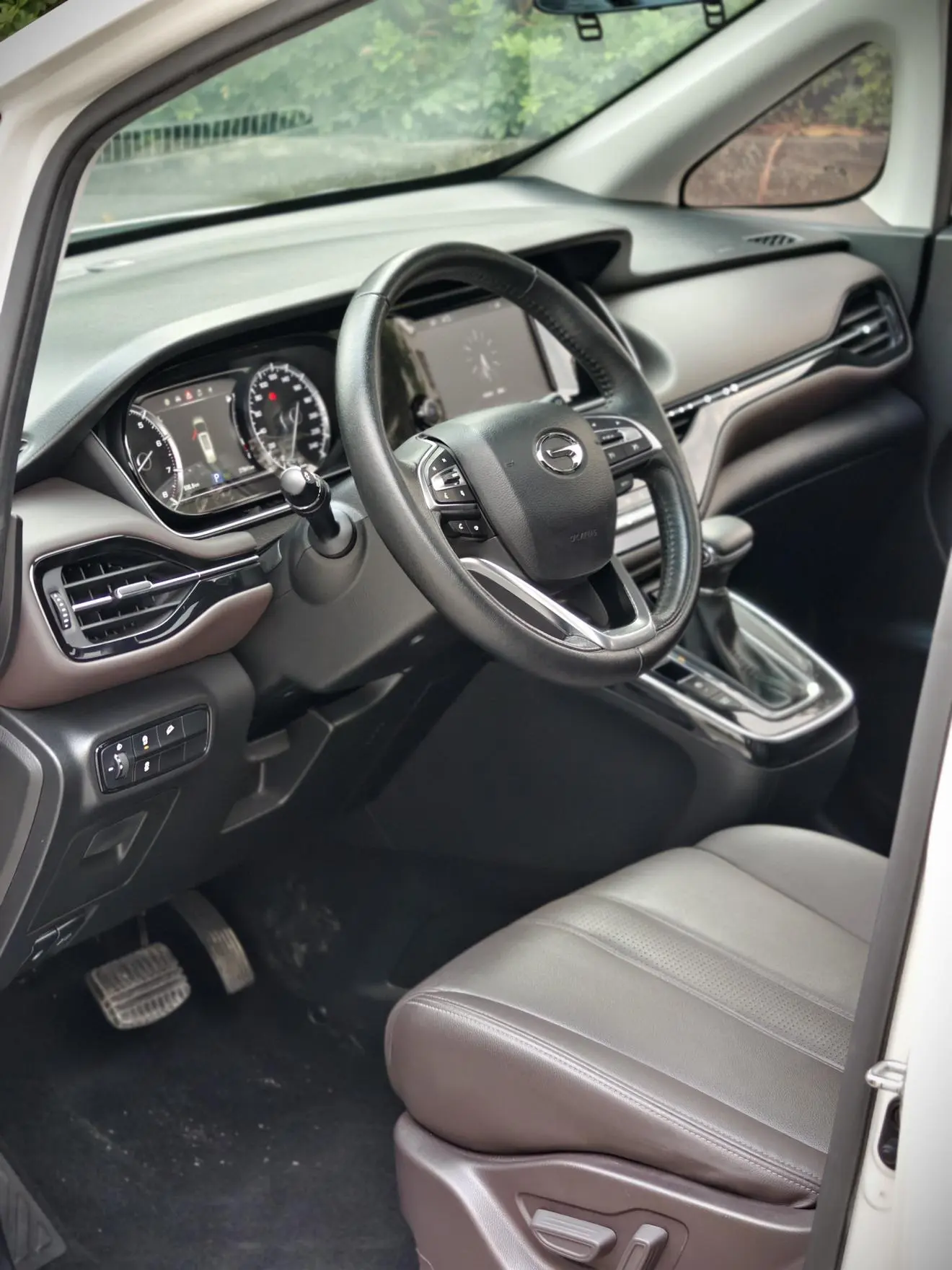 GAC Trumpchi Trumpchi M6 2019 270T Auto Premium Plus 7 seat China VI