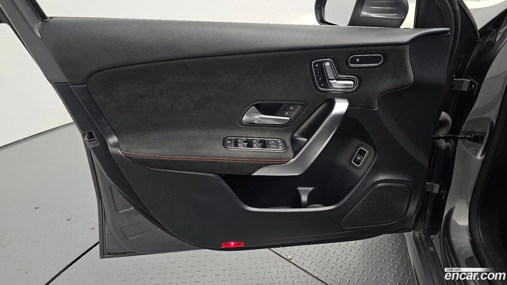 Mercedes-Benz A-Class A250 4MATIC Sedan 2021
