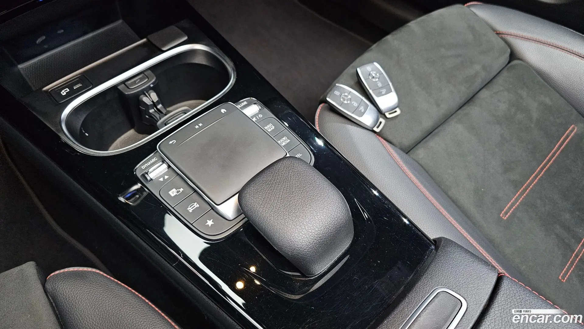 Mercedes-Benz A-Class A250 4MATIC Sedan 2021