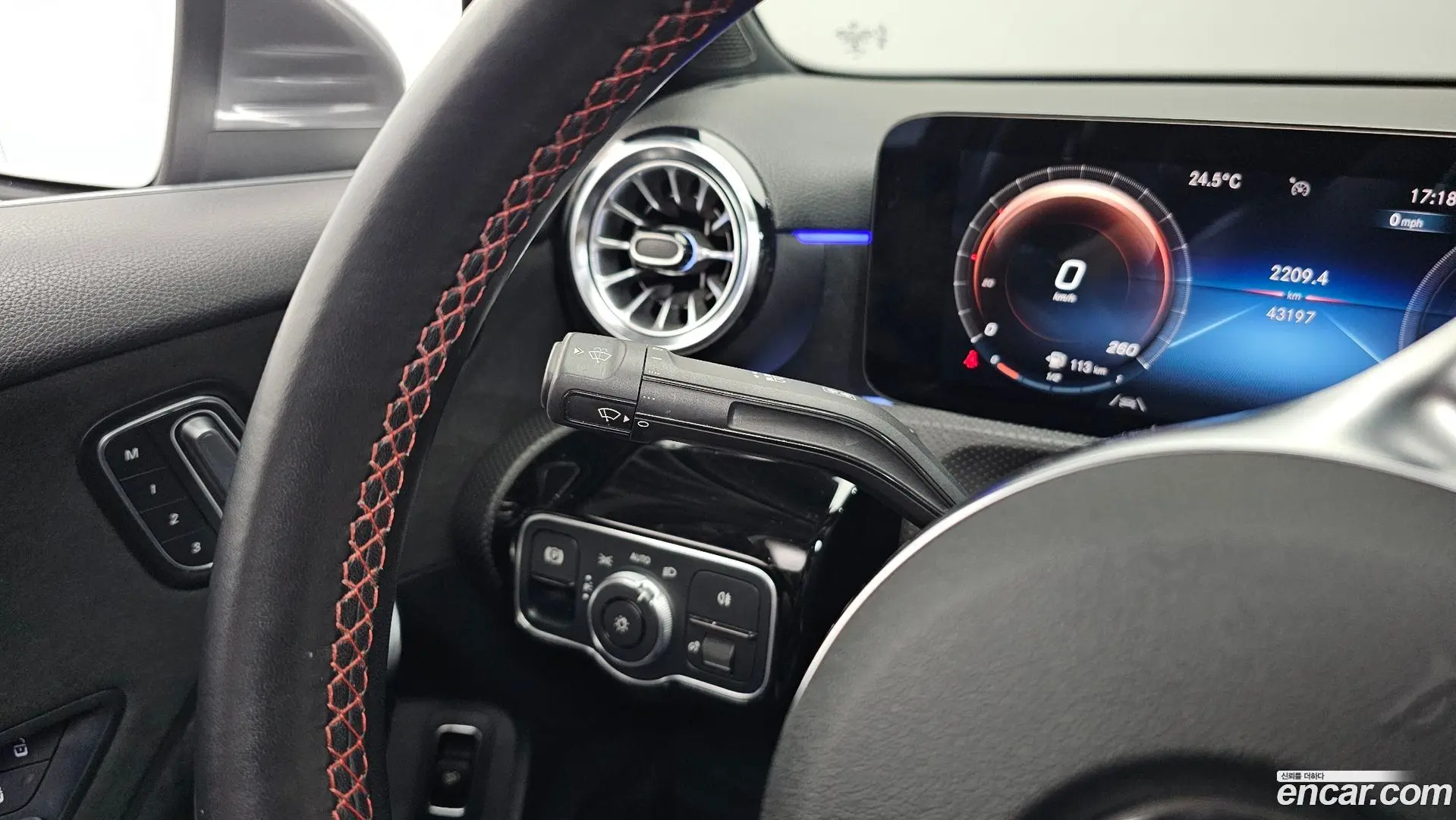Mercedes-Benz A-Class A250 4MATIC Sedan 2021