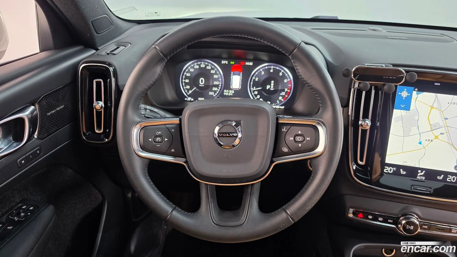 Volvo XC40 T4 R-Design