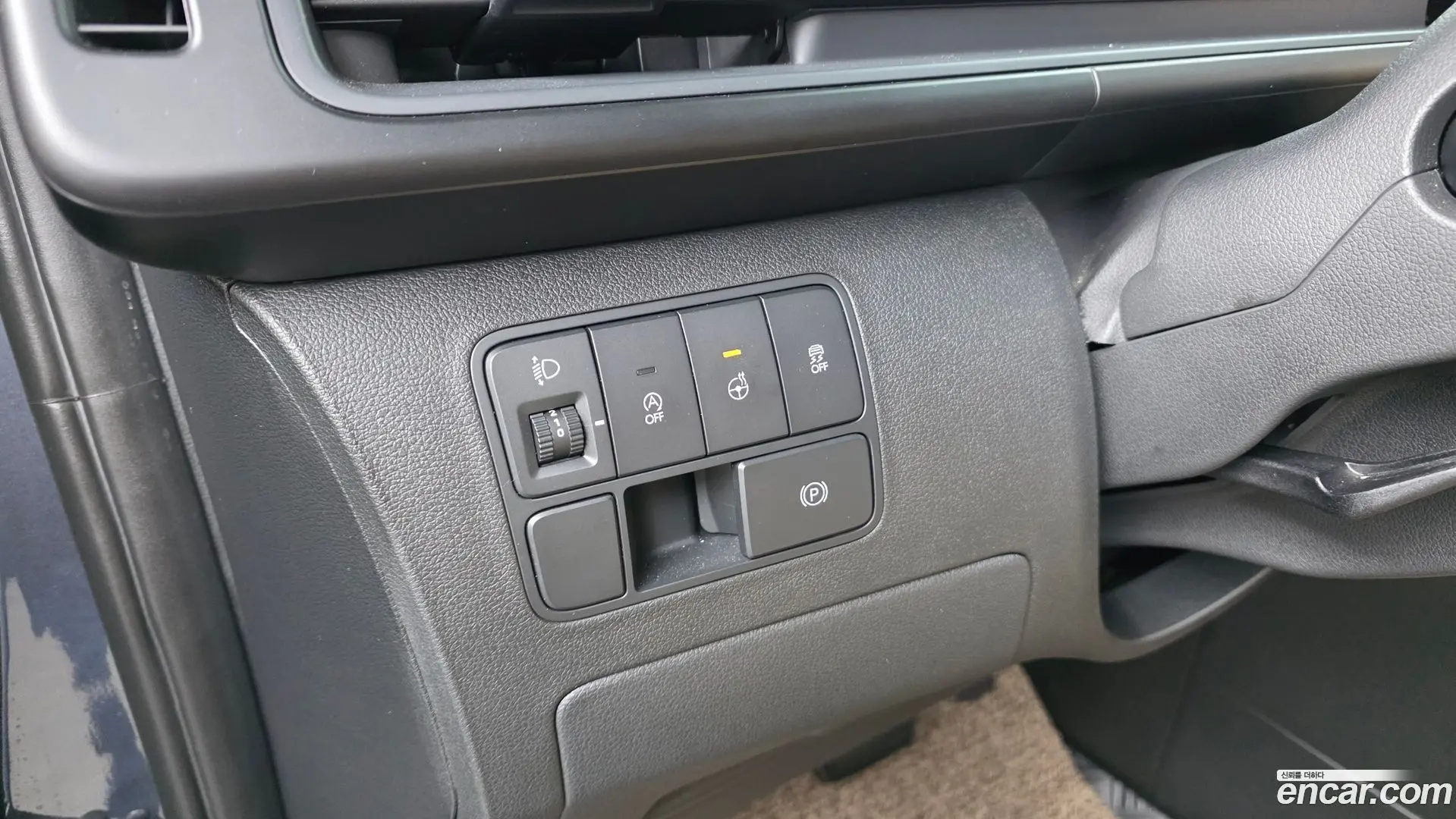 Hyundai Staria Cargo 5-Seater 2022