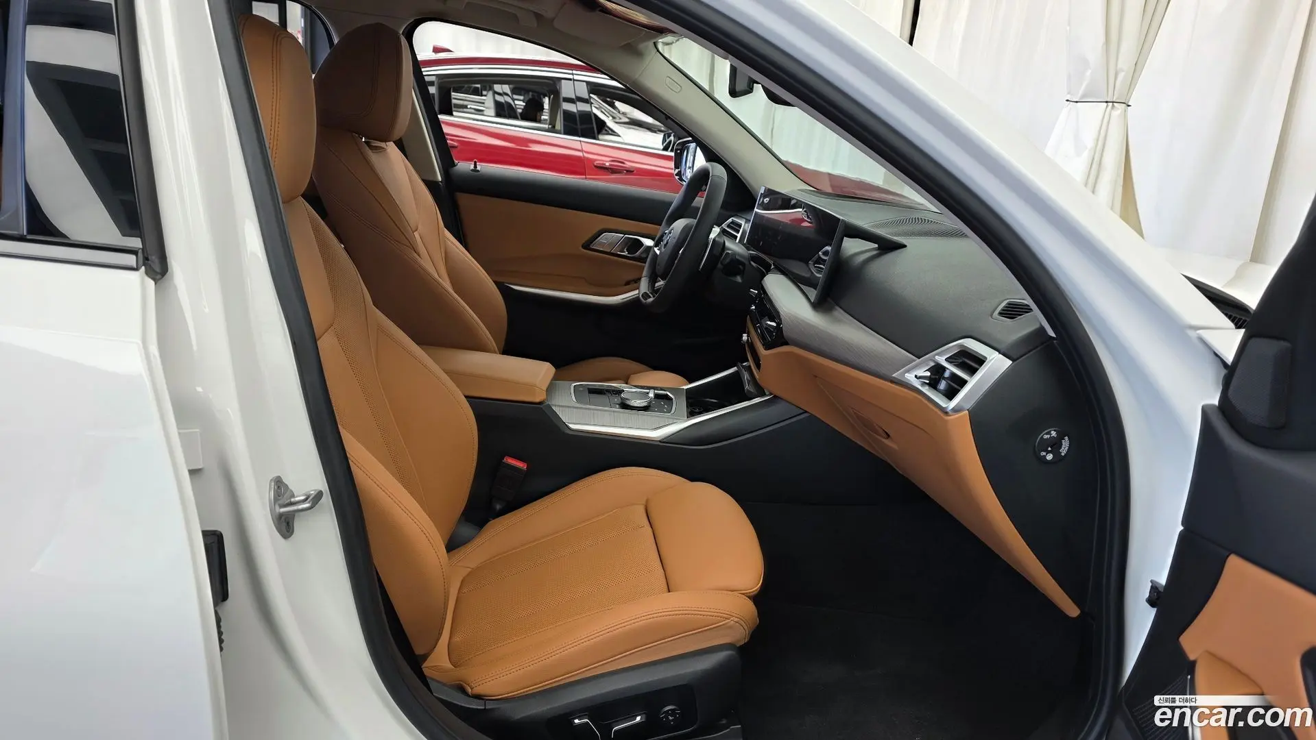 BMW 3-Series 320i 2023
