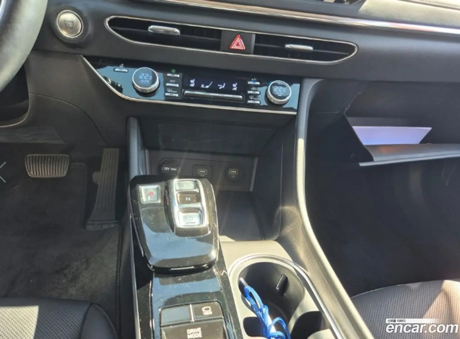 Hyundai Sonata 2.0 LPG(rental car)