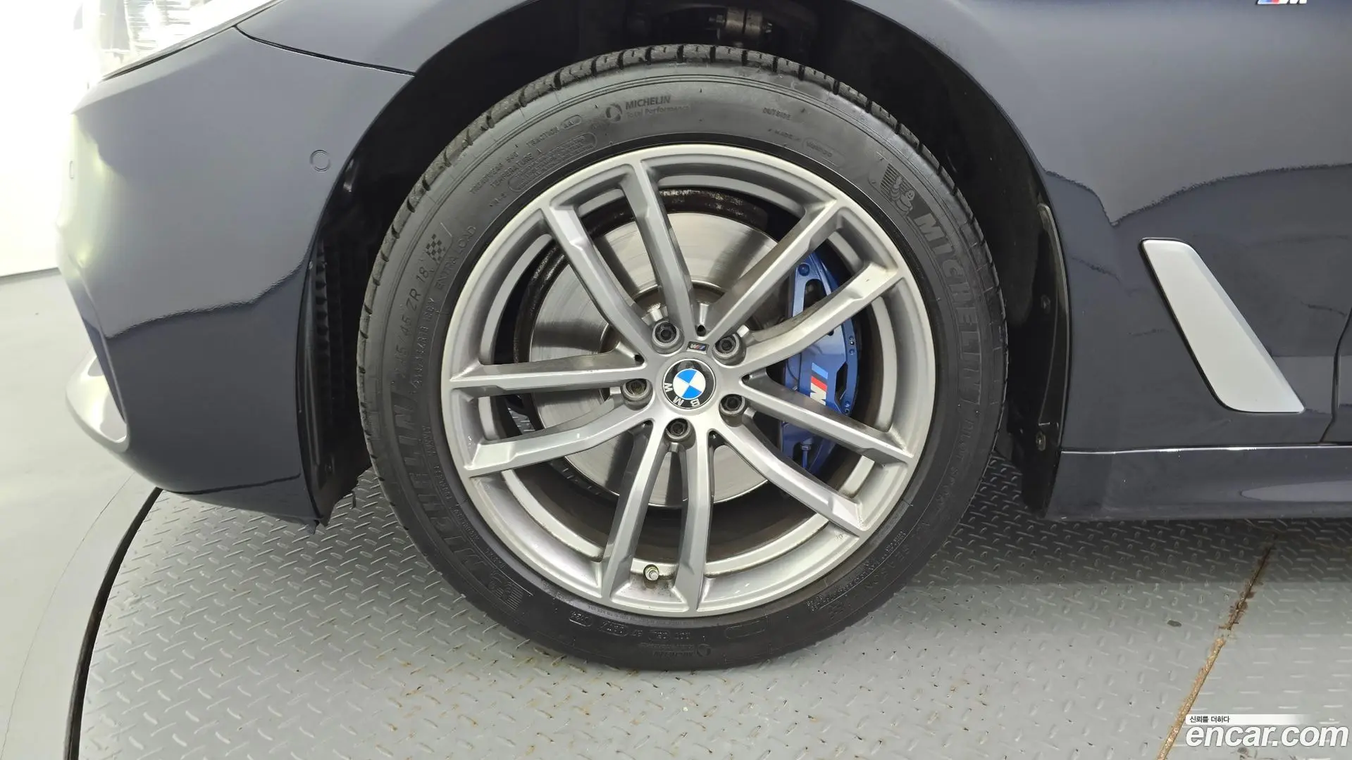 BMW 5-Series 530i xDrive M Sport Package Plus 2017