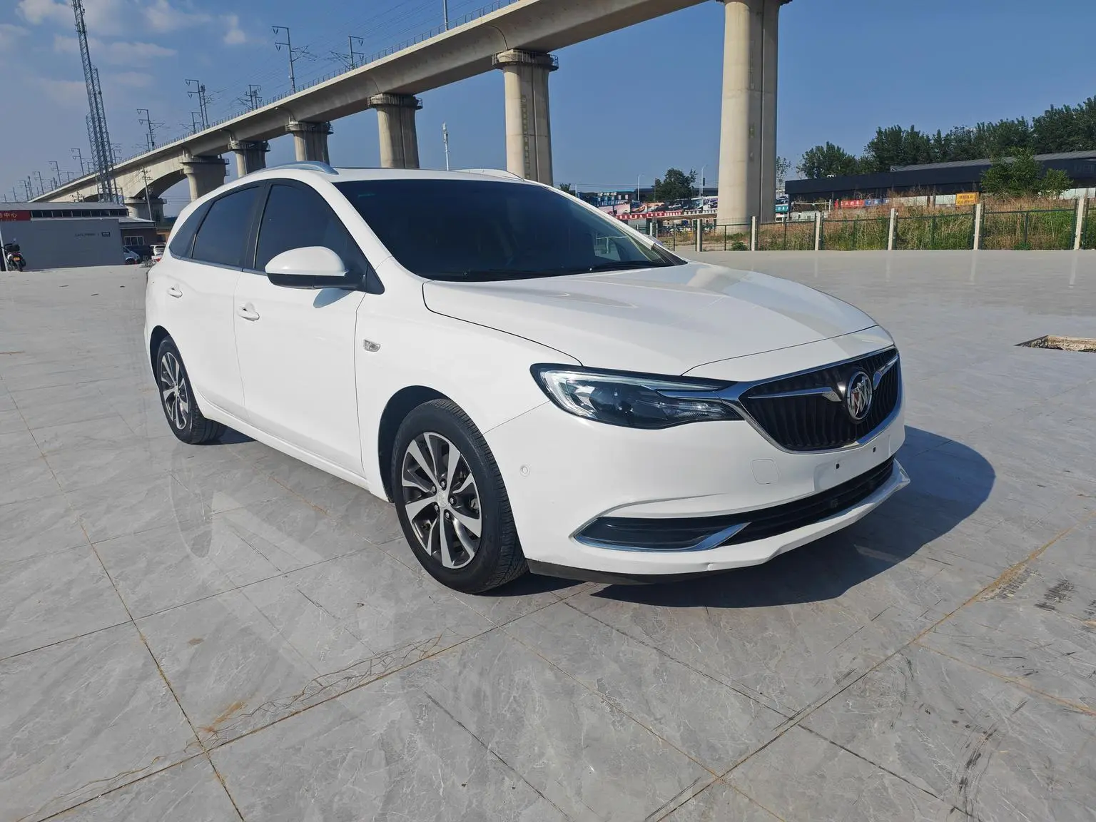 Buick 2018 18T Auto Elite