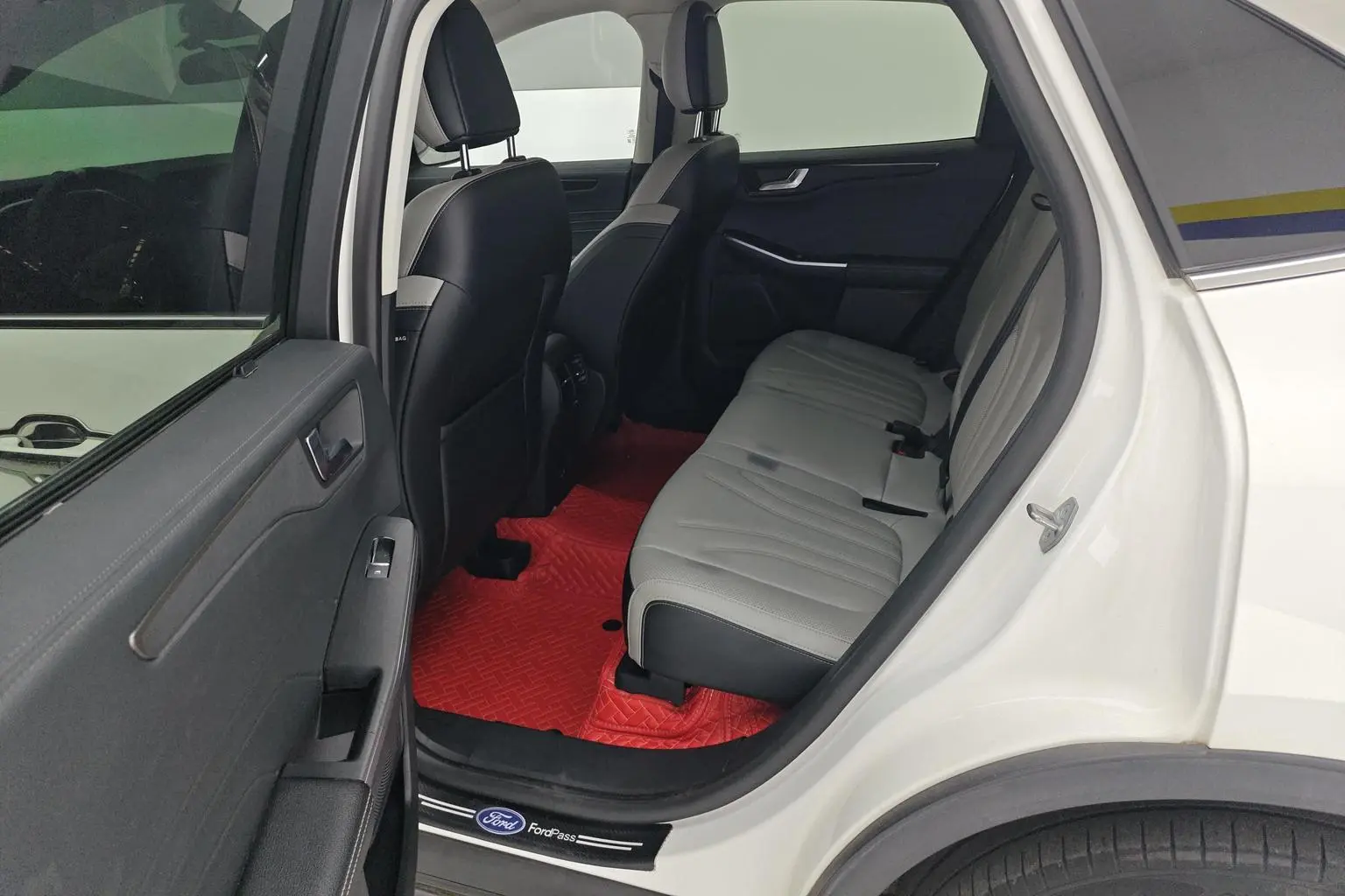 Ford Escape 2020 EcoBoost 245 2WD Shine