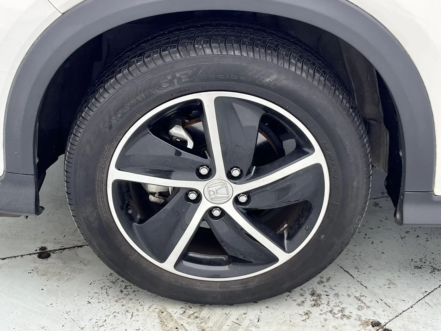 Honda Vezel 2020 1.5L CVT Pioneer