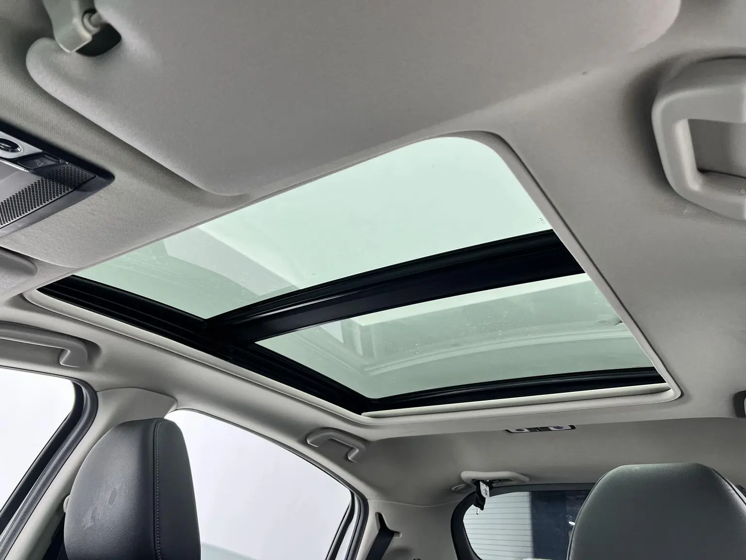Honda Vezel 2020 1.5L CVT Pioneer