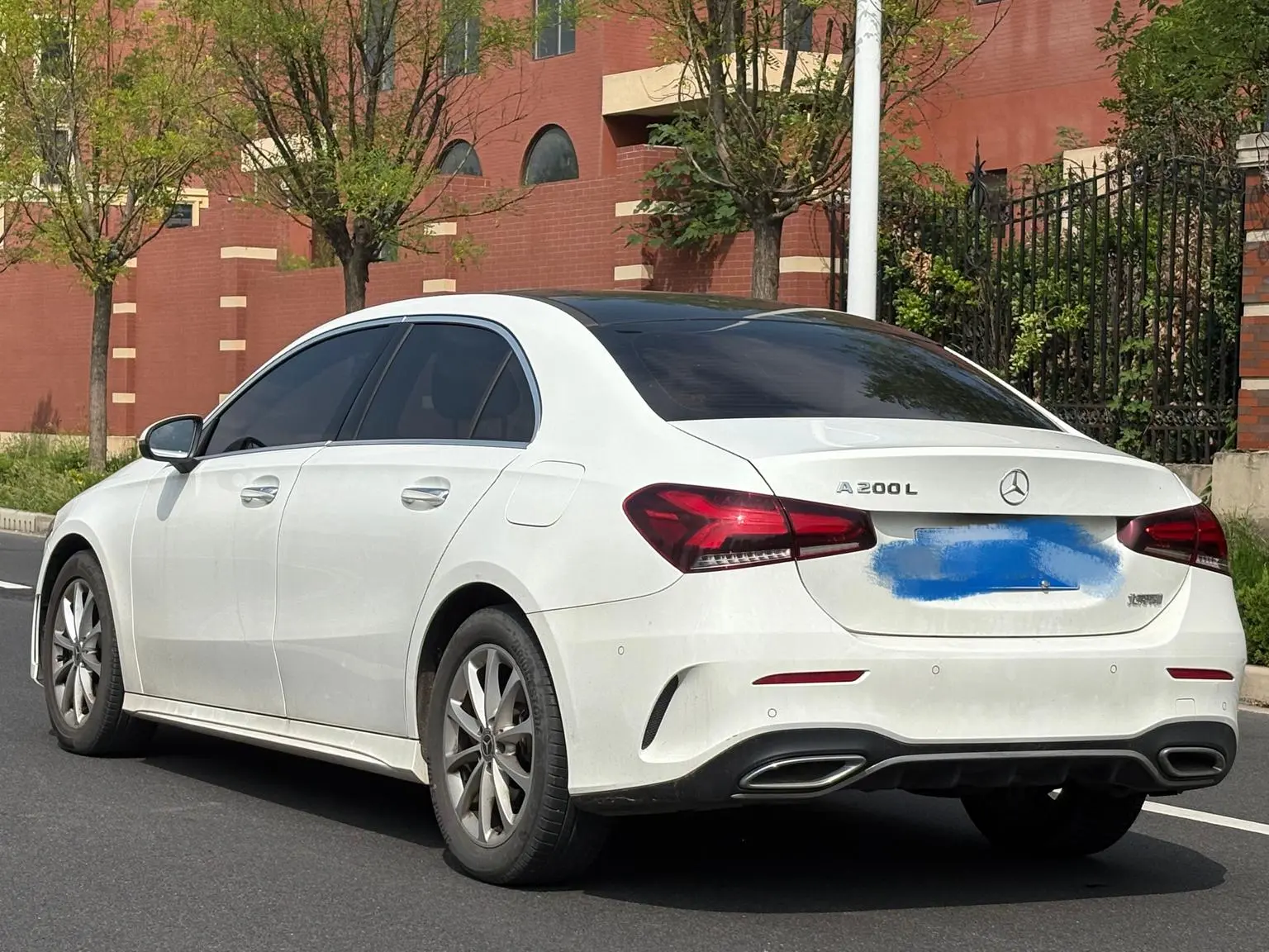 Mercedes-Benz A Class 2022 A 200 L Sport Sedan Dynamic