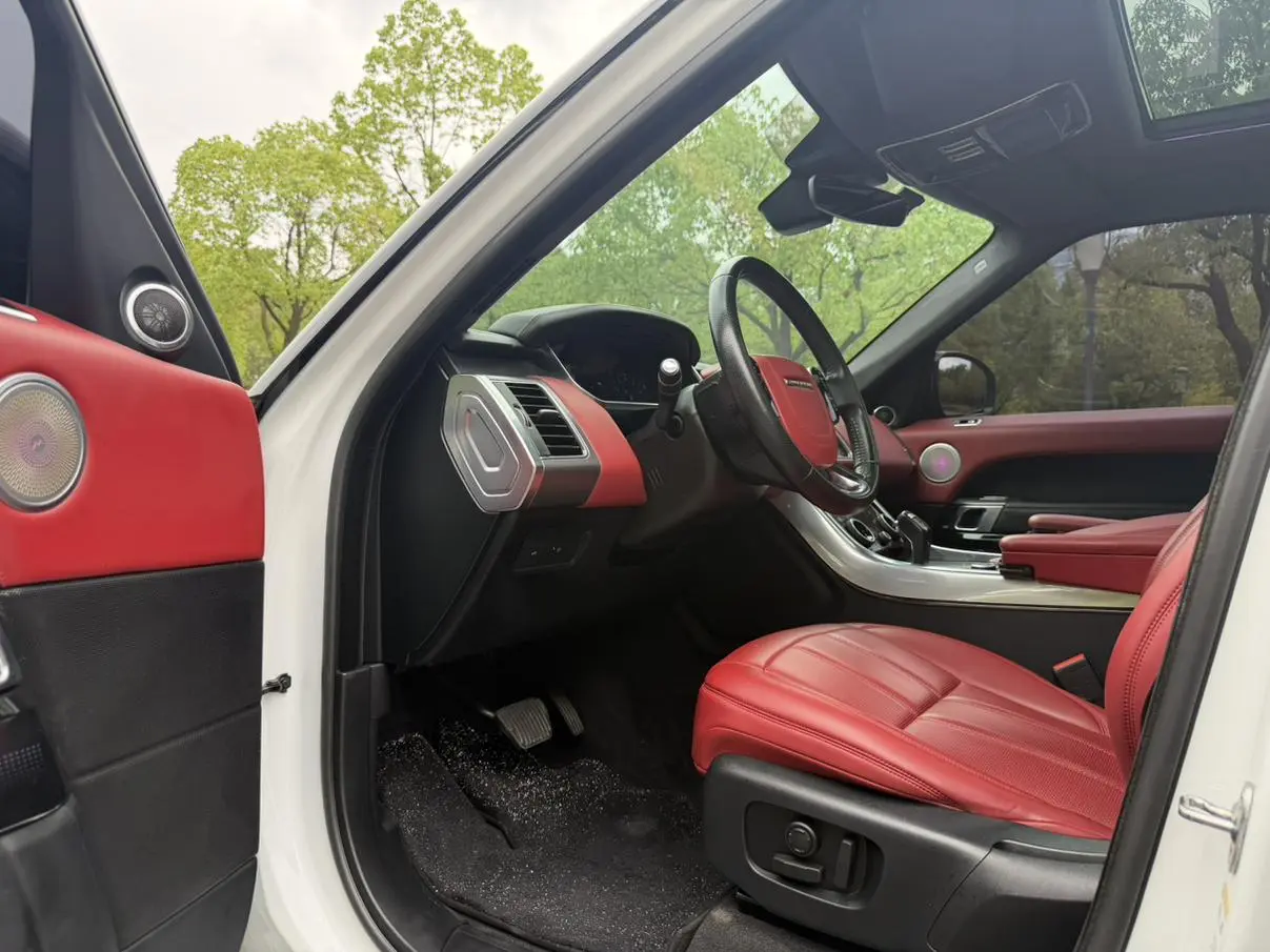 Land Rover Range Rover Sport 2018 3.0 V6 HSE DYNAMIC