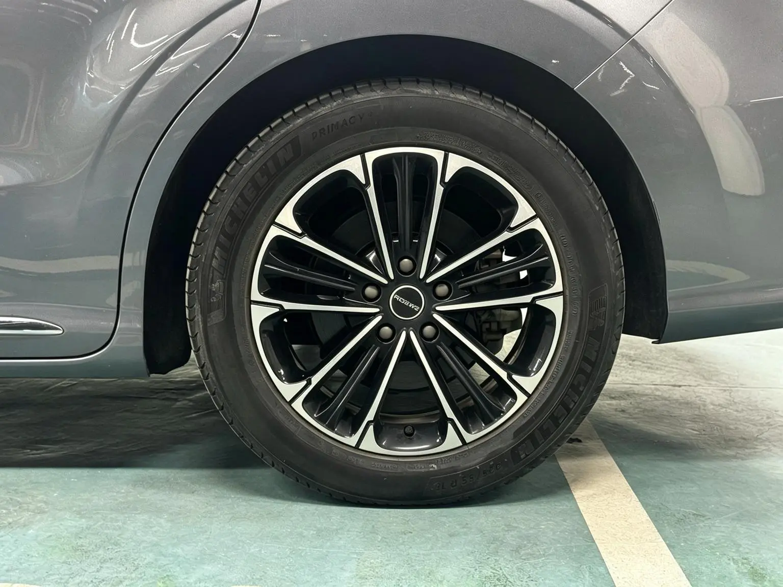 Roewe iMAX8 2021 400TGI Supreme Series Distinguished