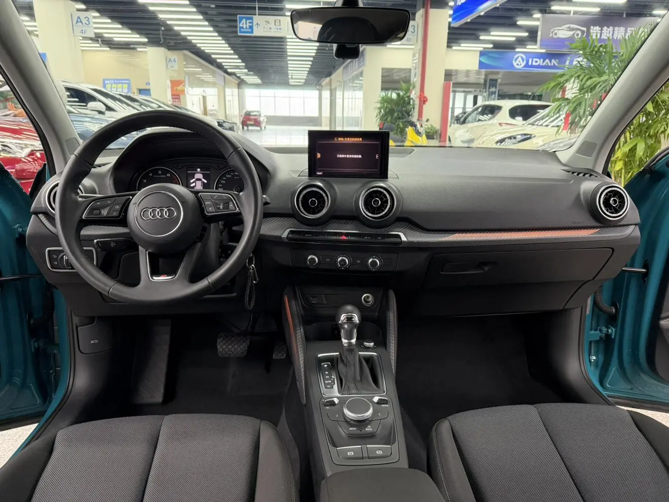 Audi Q2L 2018 35TFSI China VI
