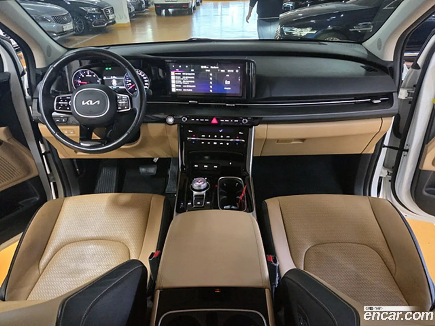 Kia Canival Diesel 9-Seater Noblesse
