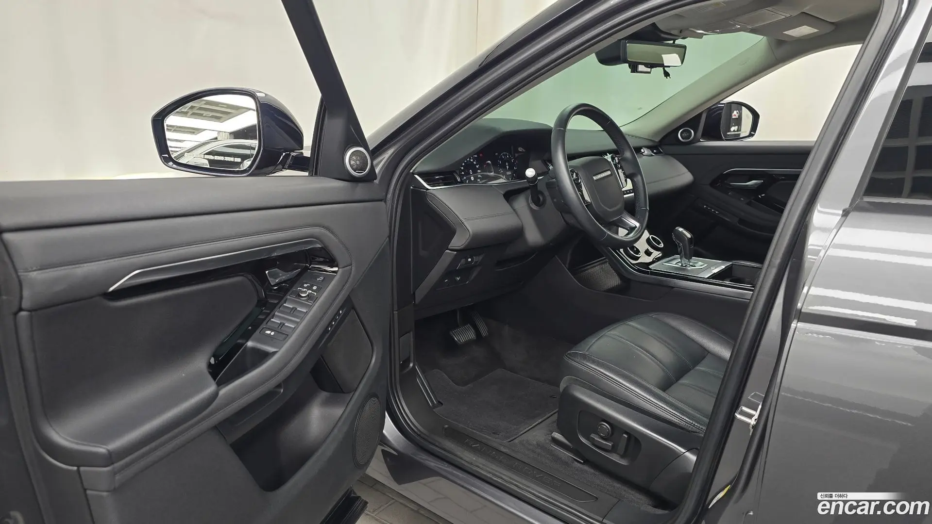 Land Rover Range Rover Evoque P250 SE
