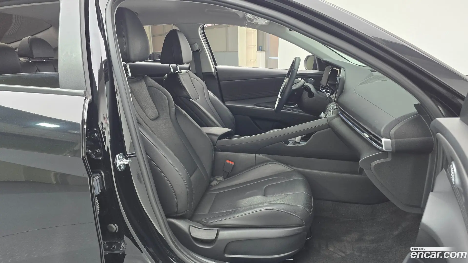 Hyundai AVANTE 1.6 2023