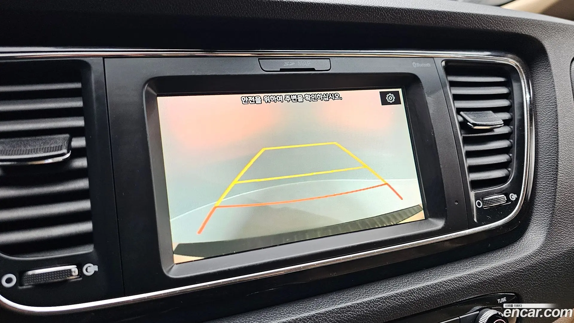 Kia Canival 9-Seater Prstige 2018