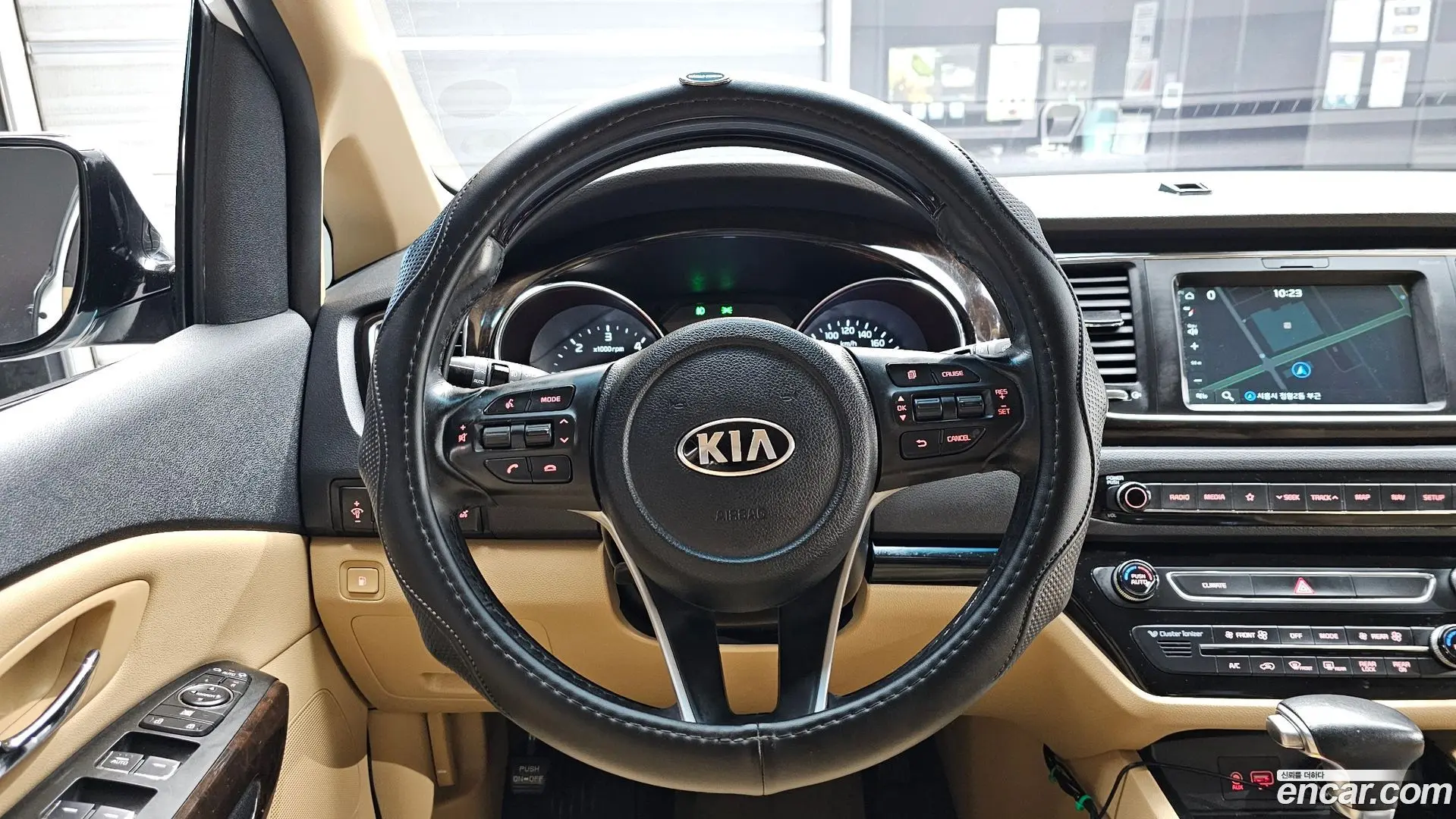 Kia Canival 9-Seater Prstige 2018
