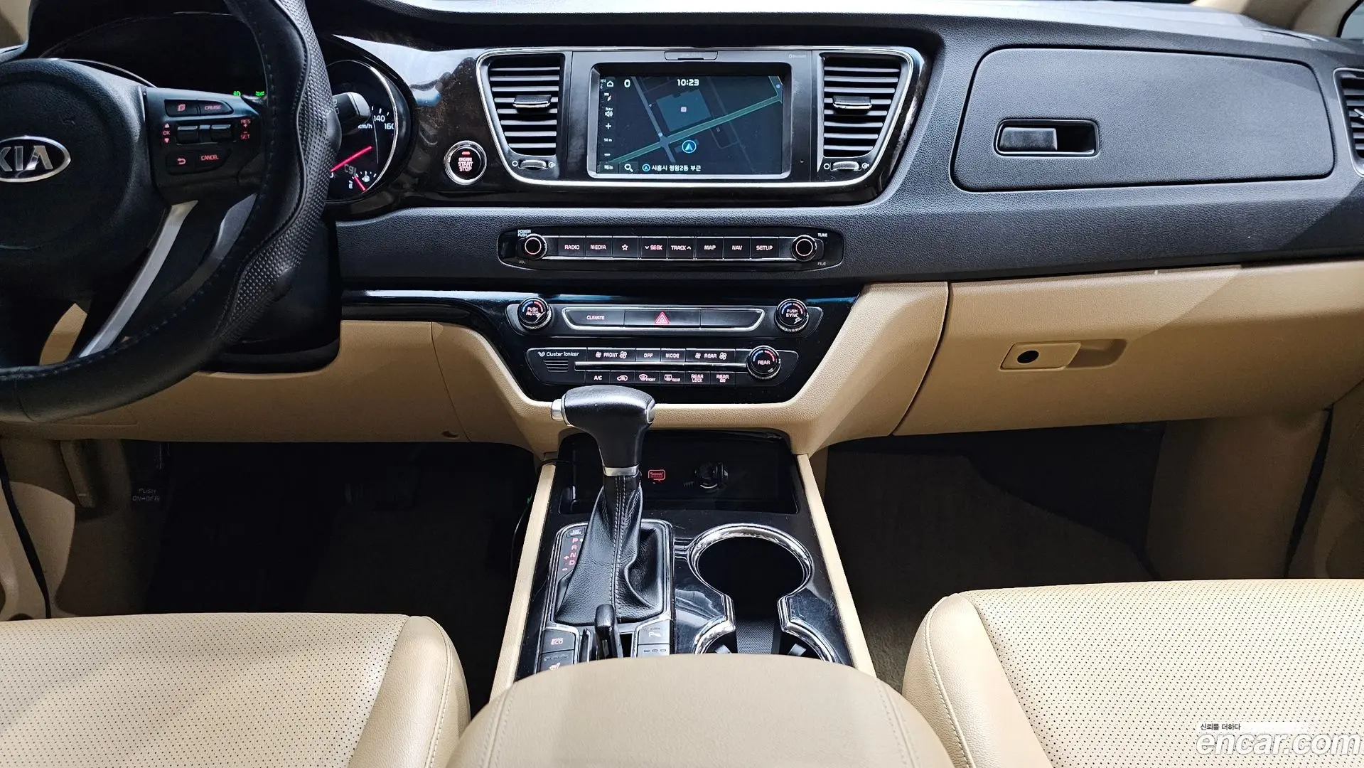 Kia Canival 9-Seater Prstige 2018