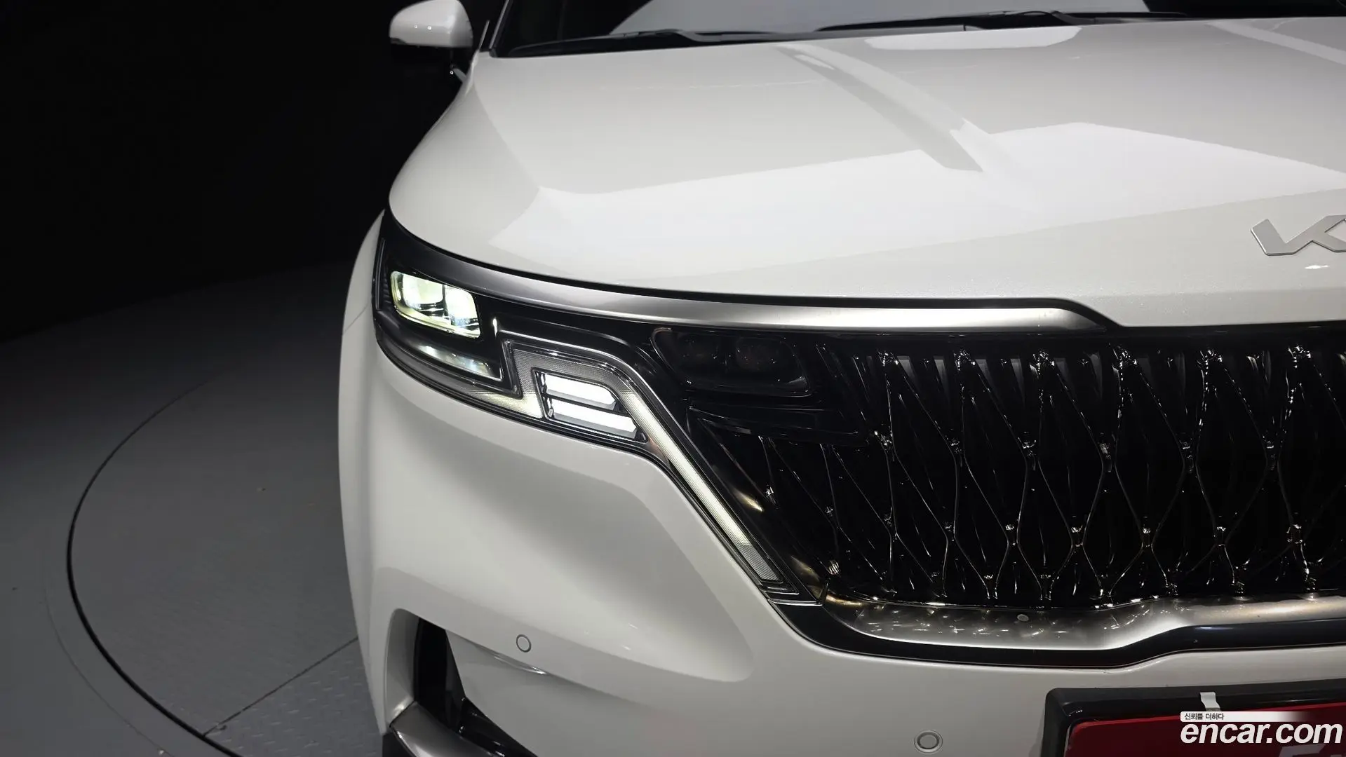 Kia Canival Gasoline 9-Seater Signature 2020