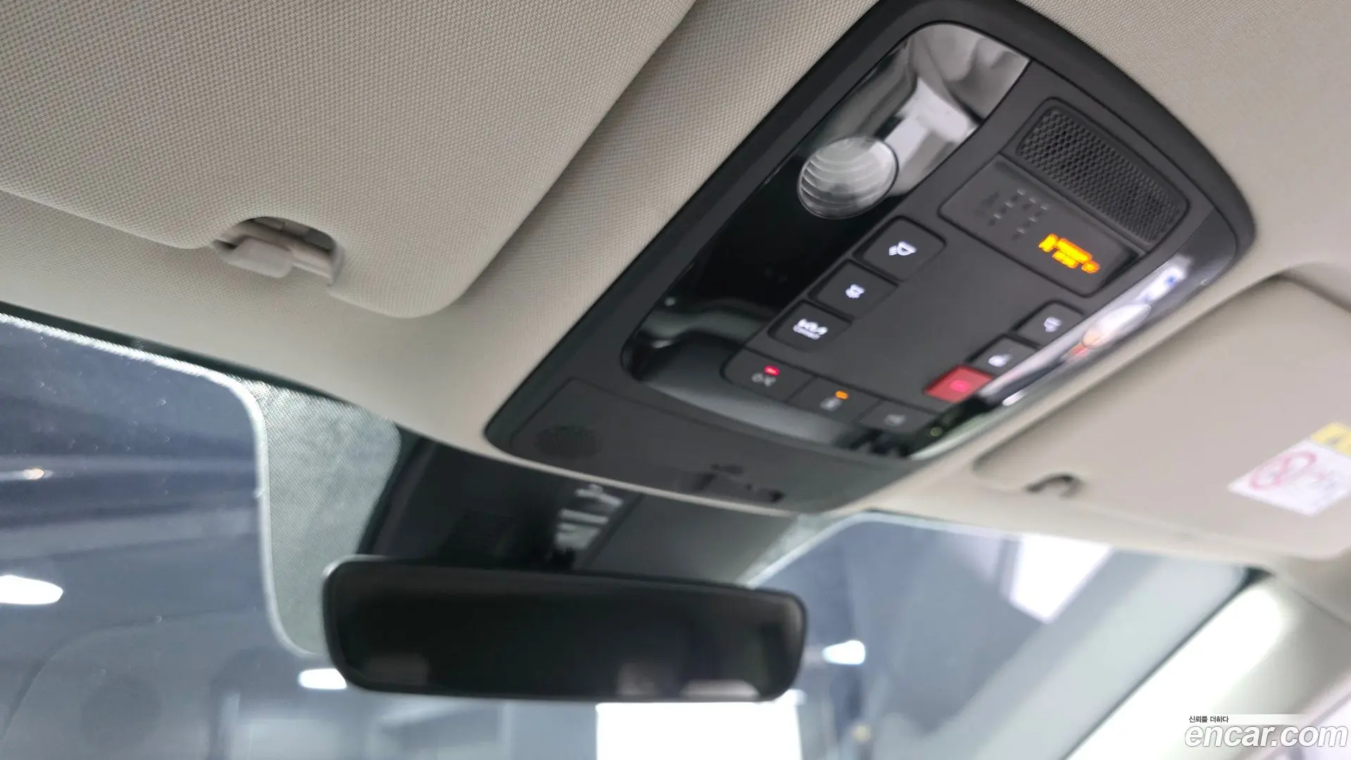 Kia Canival Gasoline 9-Seater Signature 2020